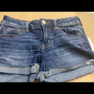 American Eagle shorts size 4